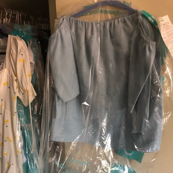 Reformation Carlita Dress - Picture 2 of 4